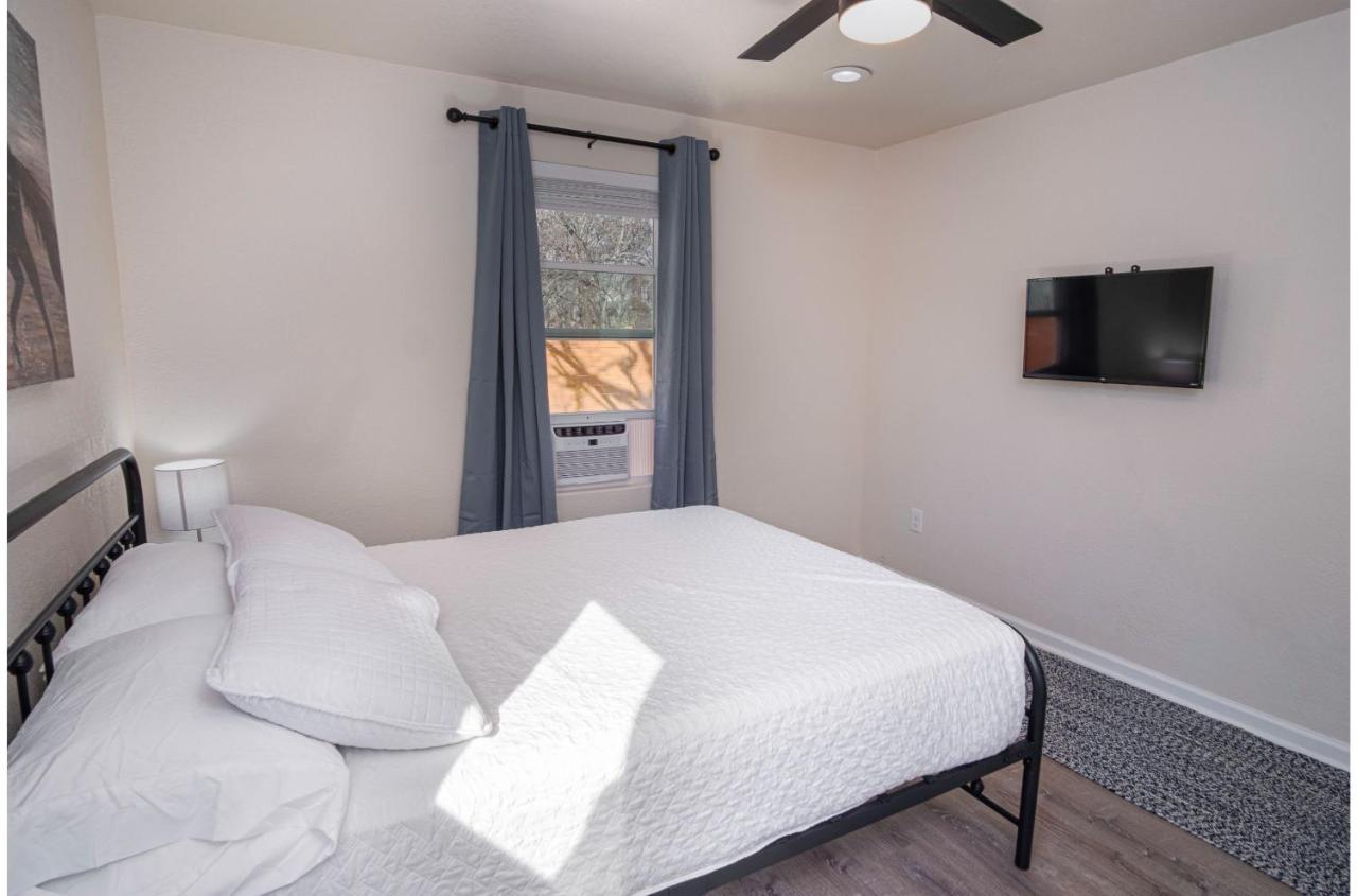 Adorable 2Br Guesthouse Close To Riverwalk And Dt Сан-Антонио Номер фото